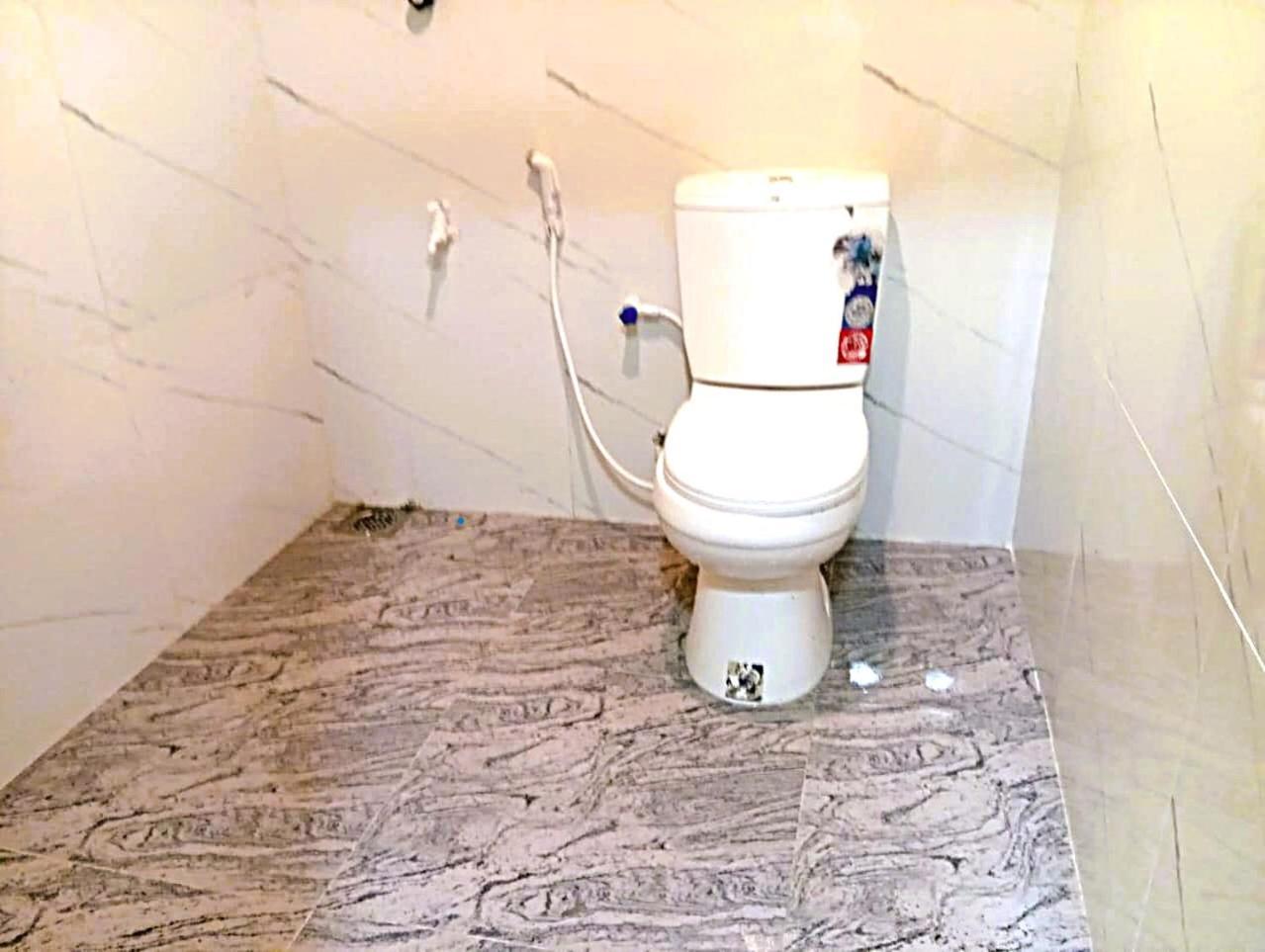 Inn Tunnel Corner *