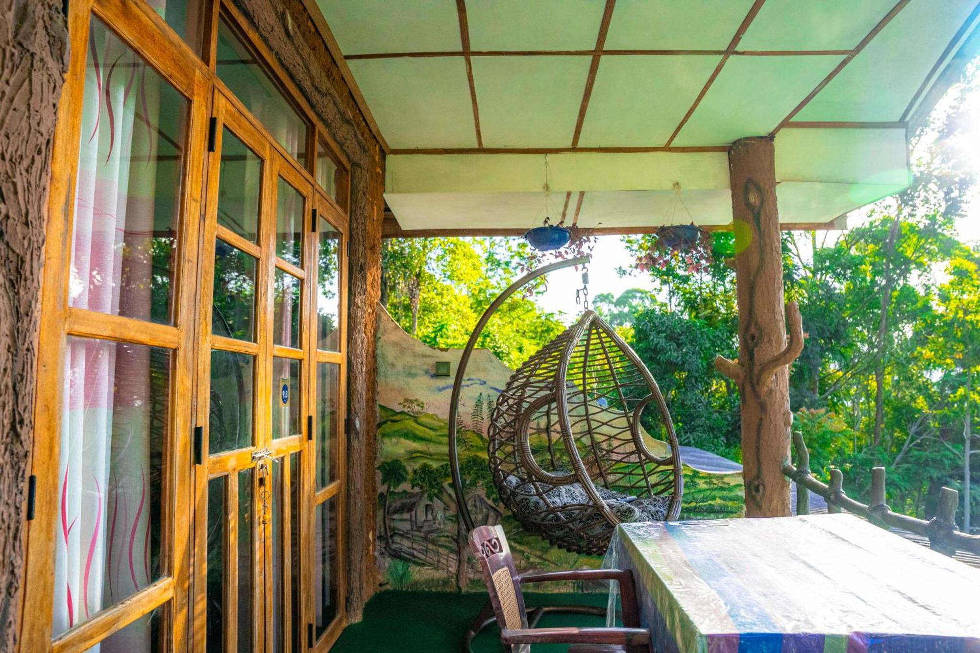 Homestay Stone Shack