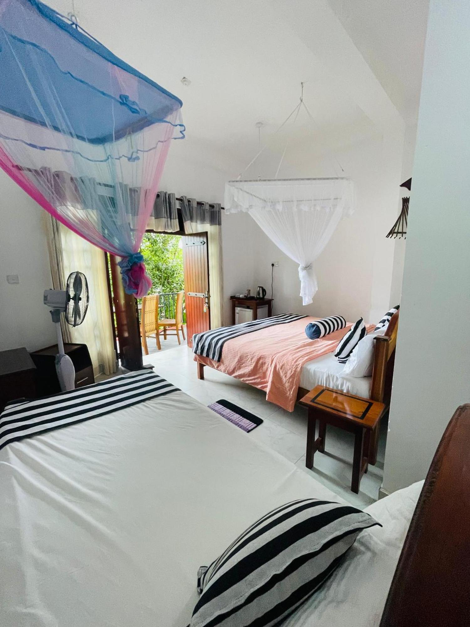 Ella Cloud Castle Homestay *