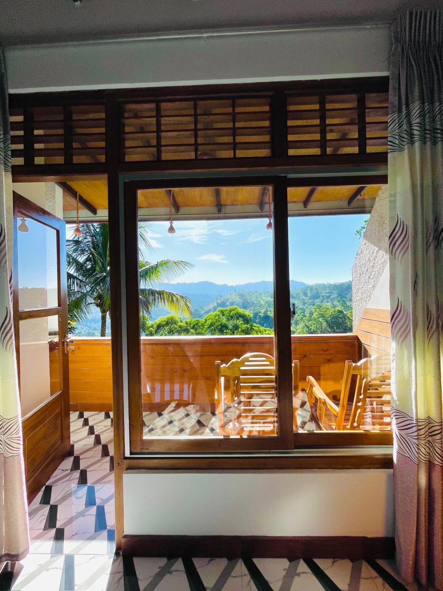 Royal Mount Bed & Breakfast *