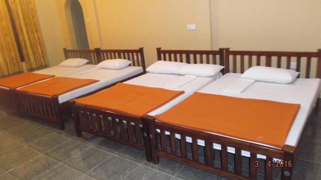 Anura Guest Guest house 3*