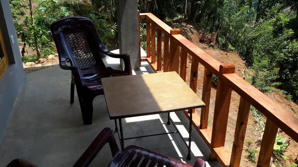 Bed & Breakfast Raveena 4*