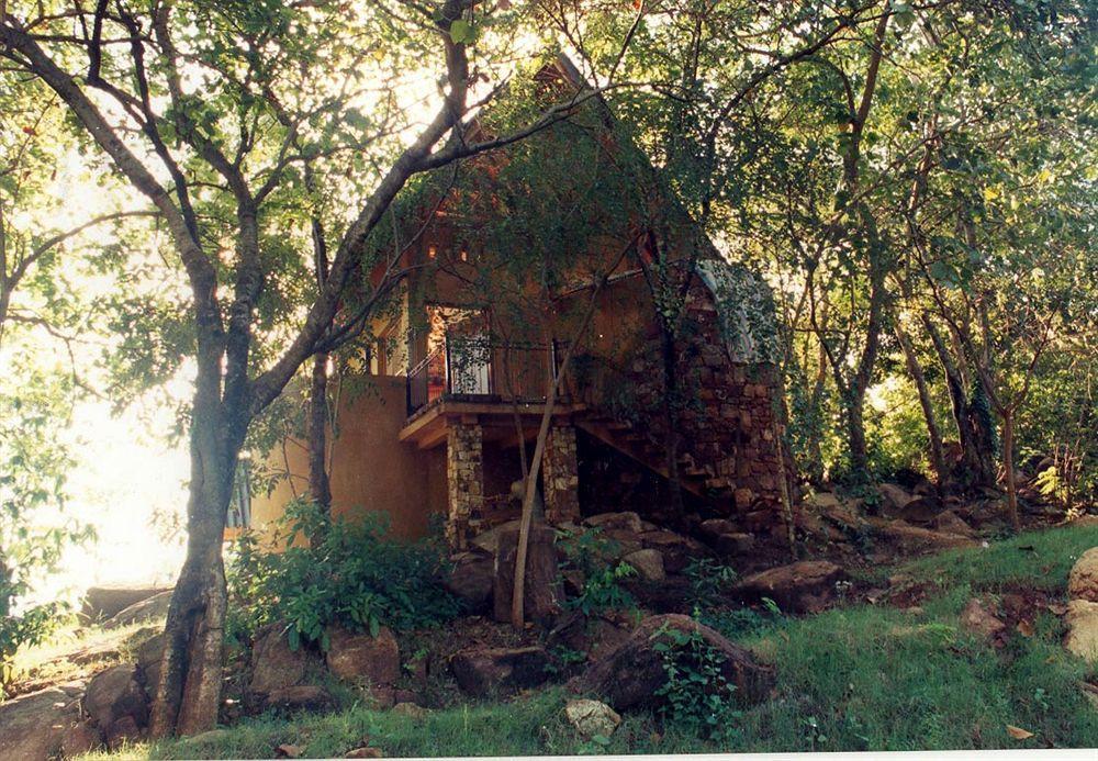Resort Jungle Ella
