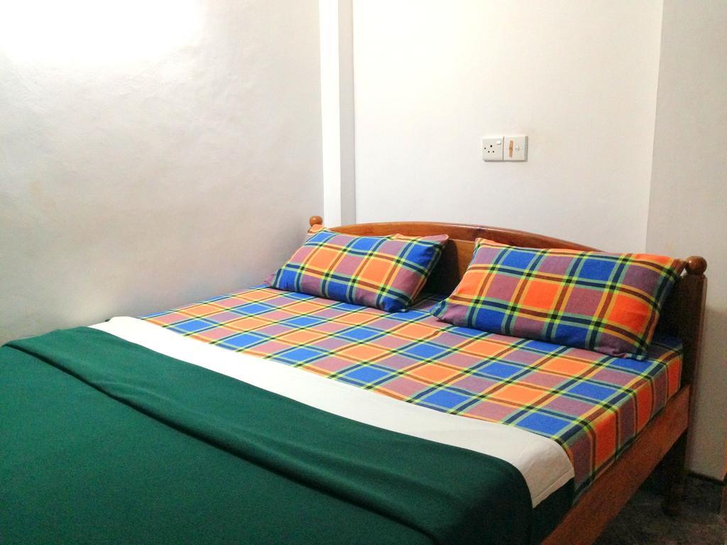 Homestay Eeshani Guest