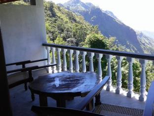 Misty Hills Hotel