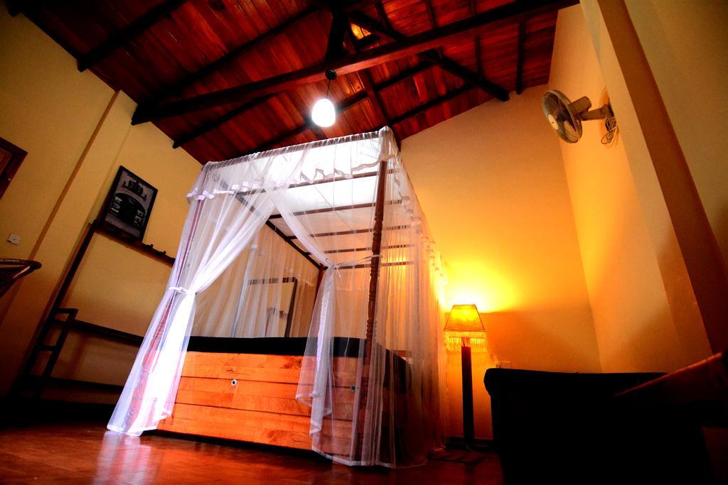 360 Inn Ella