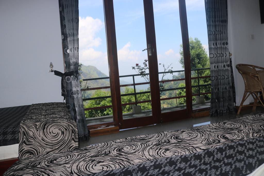 Ella's Edge Hotel