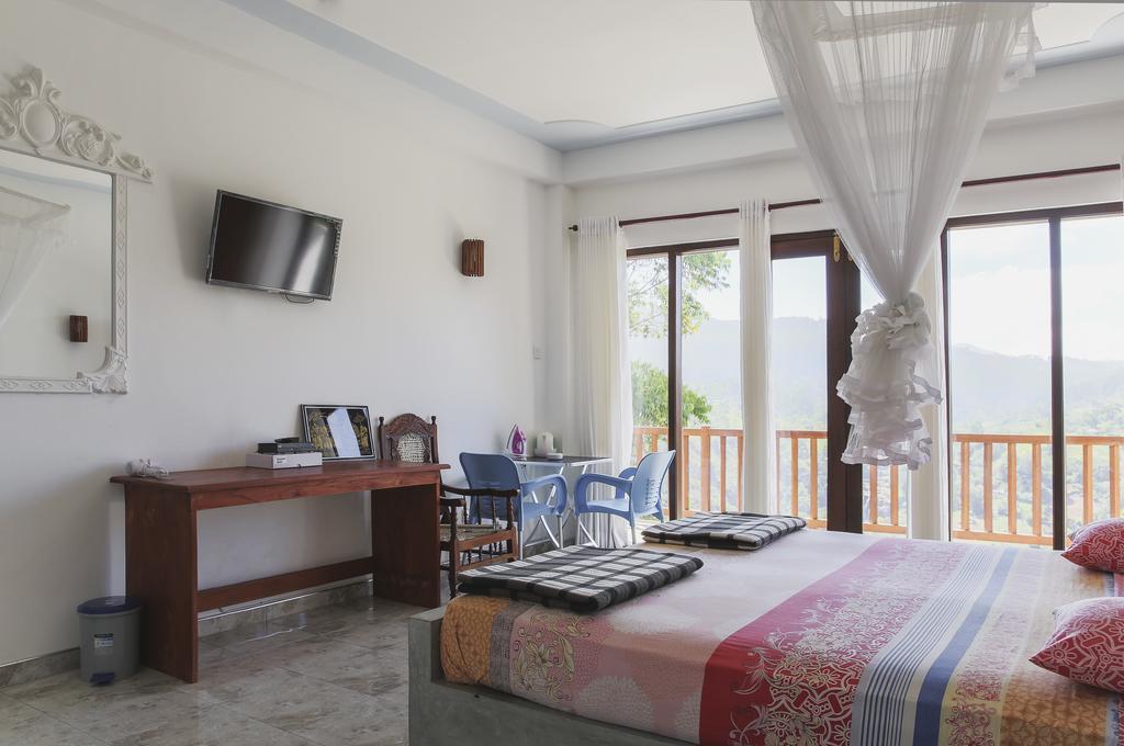 Hotel Sky Ella