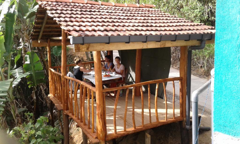 Yoho Rawana Mountain View Guest house