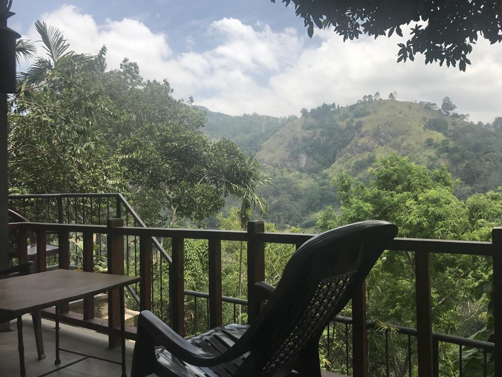 Raveena Ella