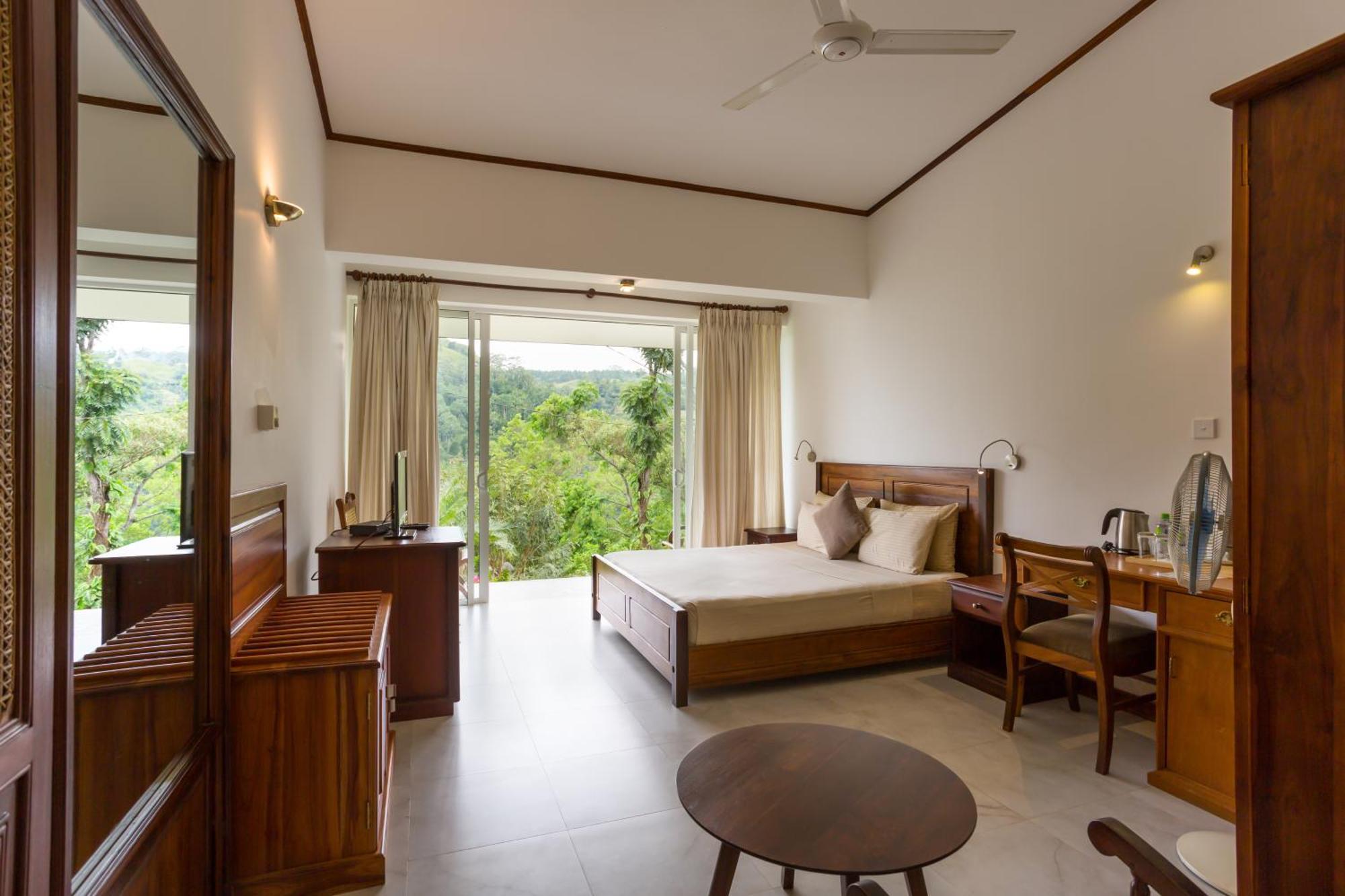 Hotel Ravana Heights