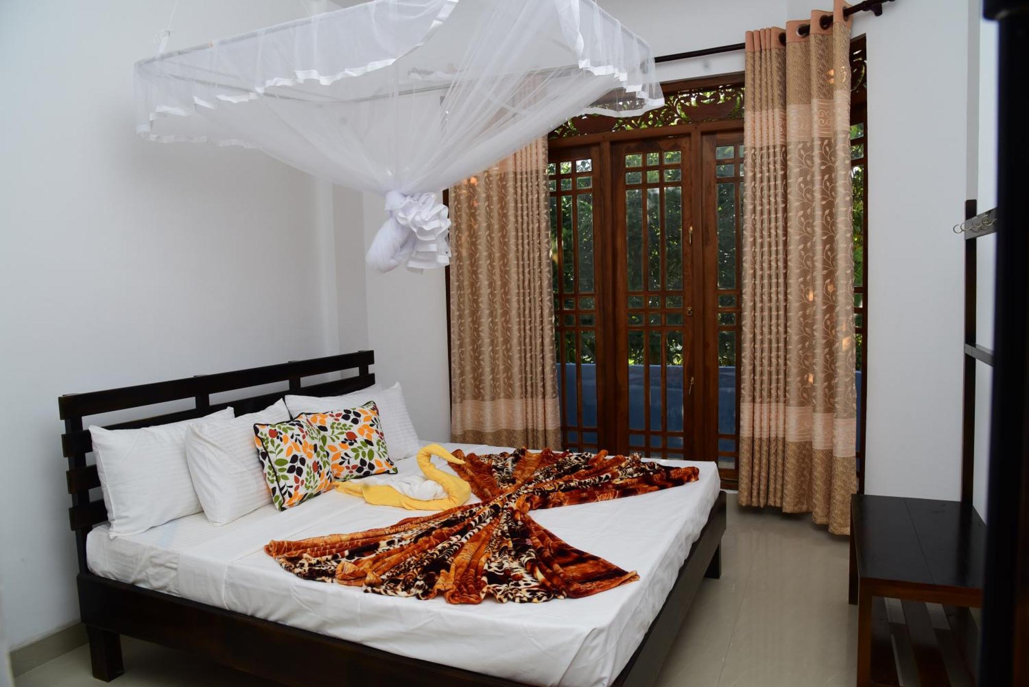 Homestay Paramount