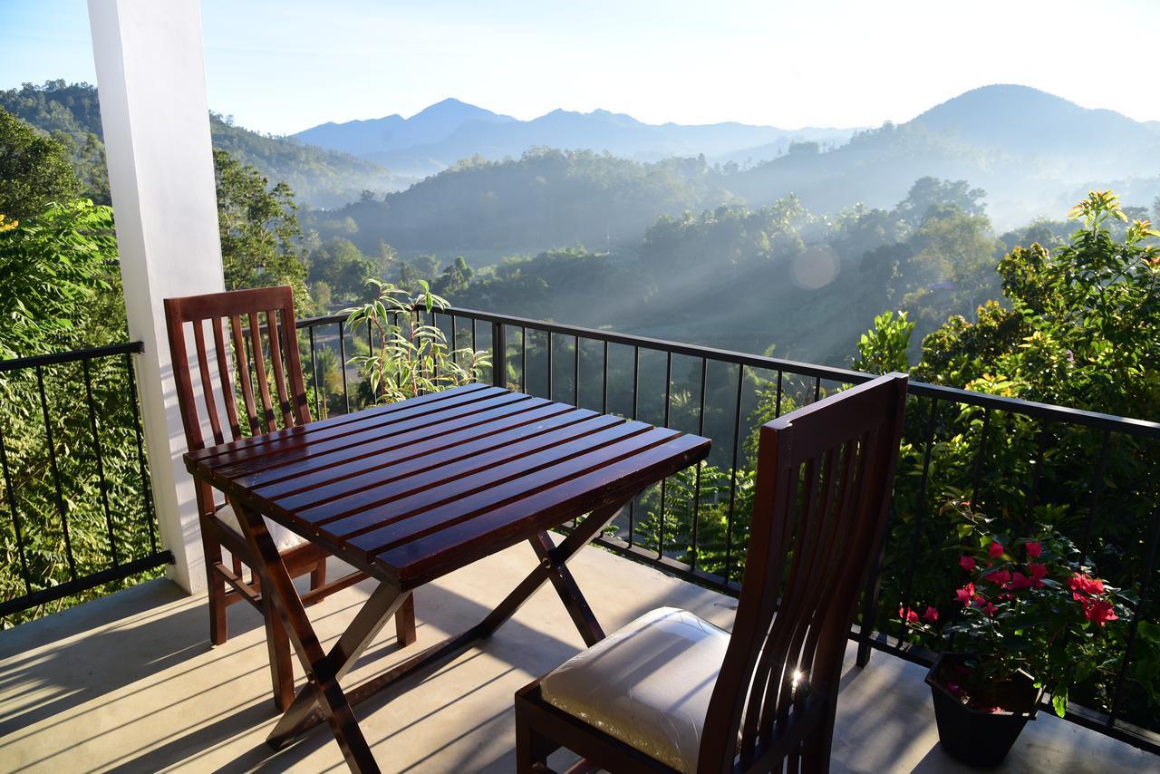 Paramount Homestay