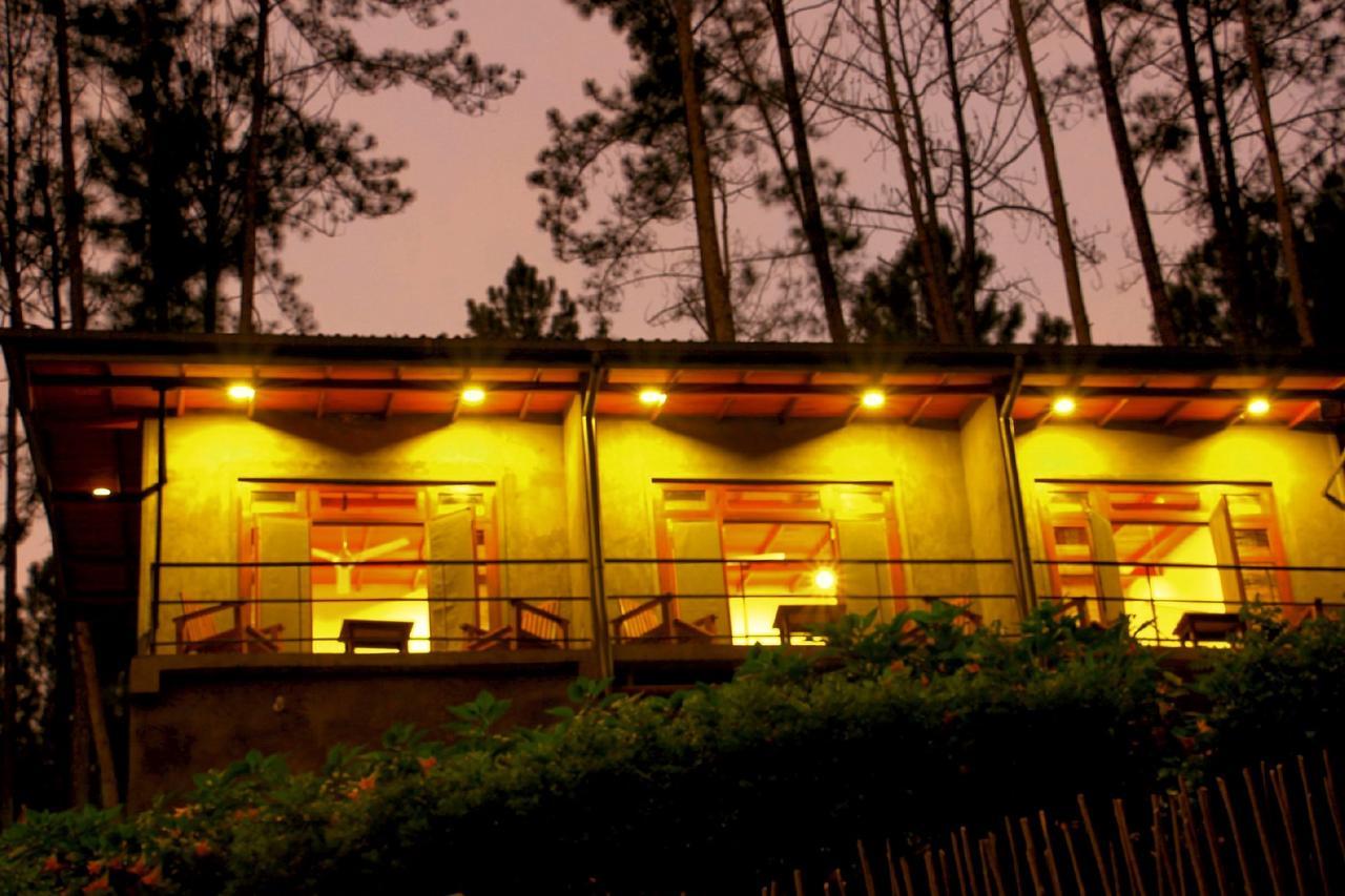 Rowinrich Guest house Ella