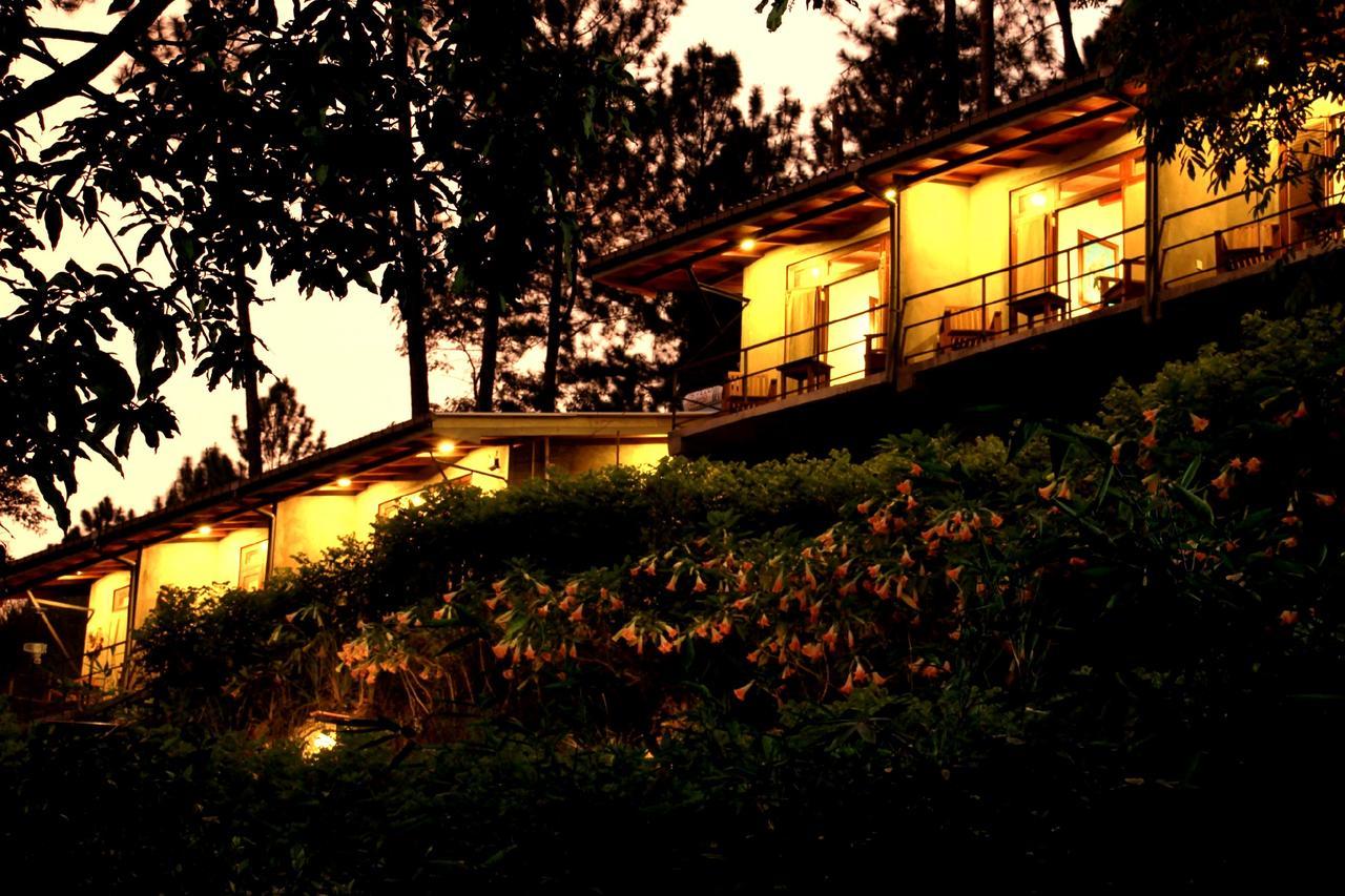 Rowinrich Guest house Ella