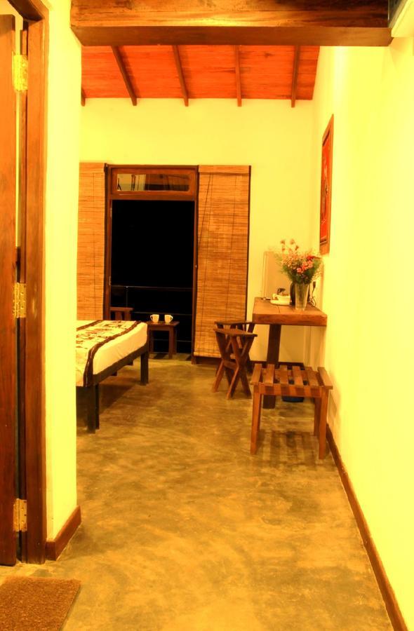 Rowinrich Guest house *