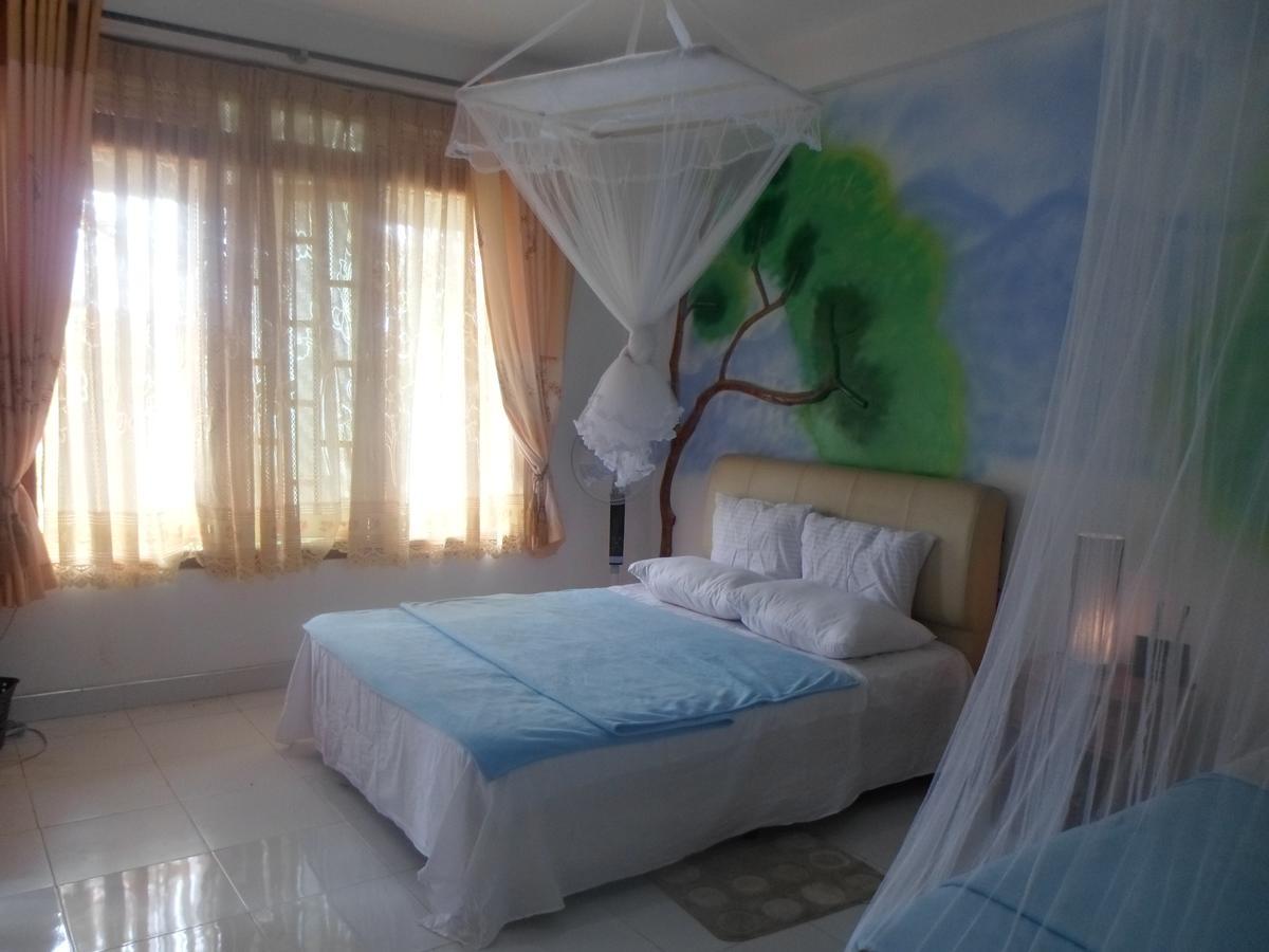 White Arcadia Guest house