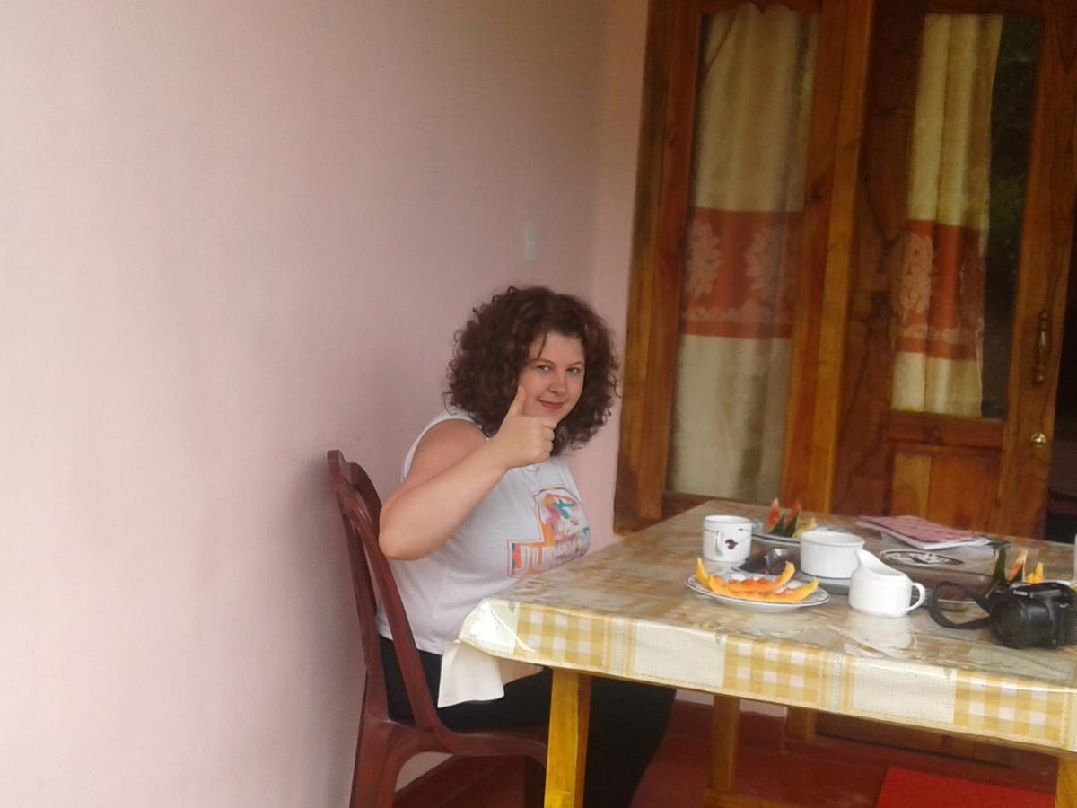 Homestay Yoho Nilmini *