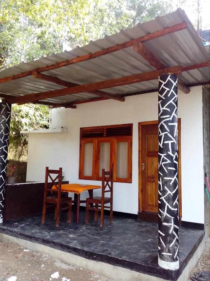 Hidden Hill Homestay Ella
