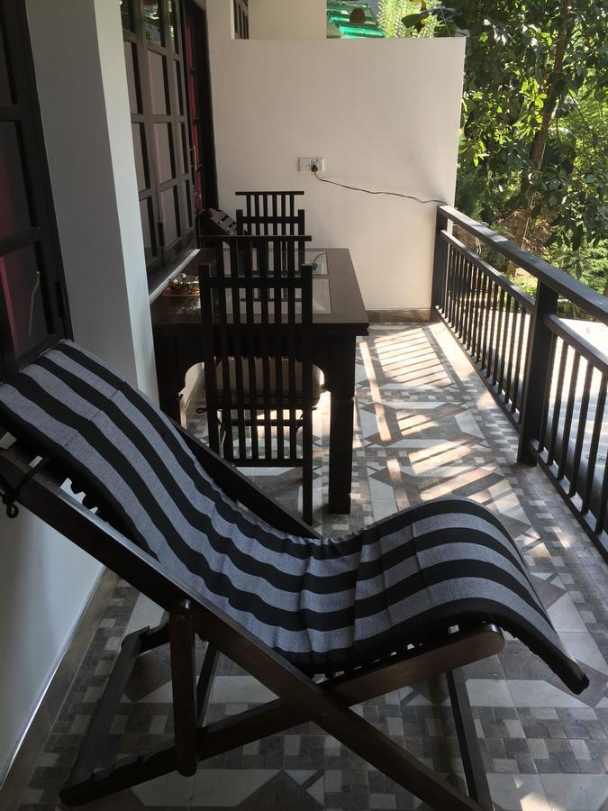 Eden Paradise Inn *