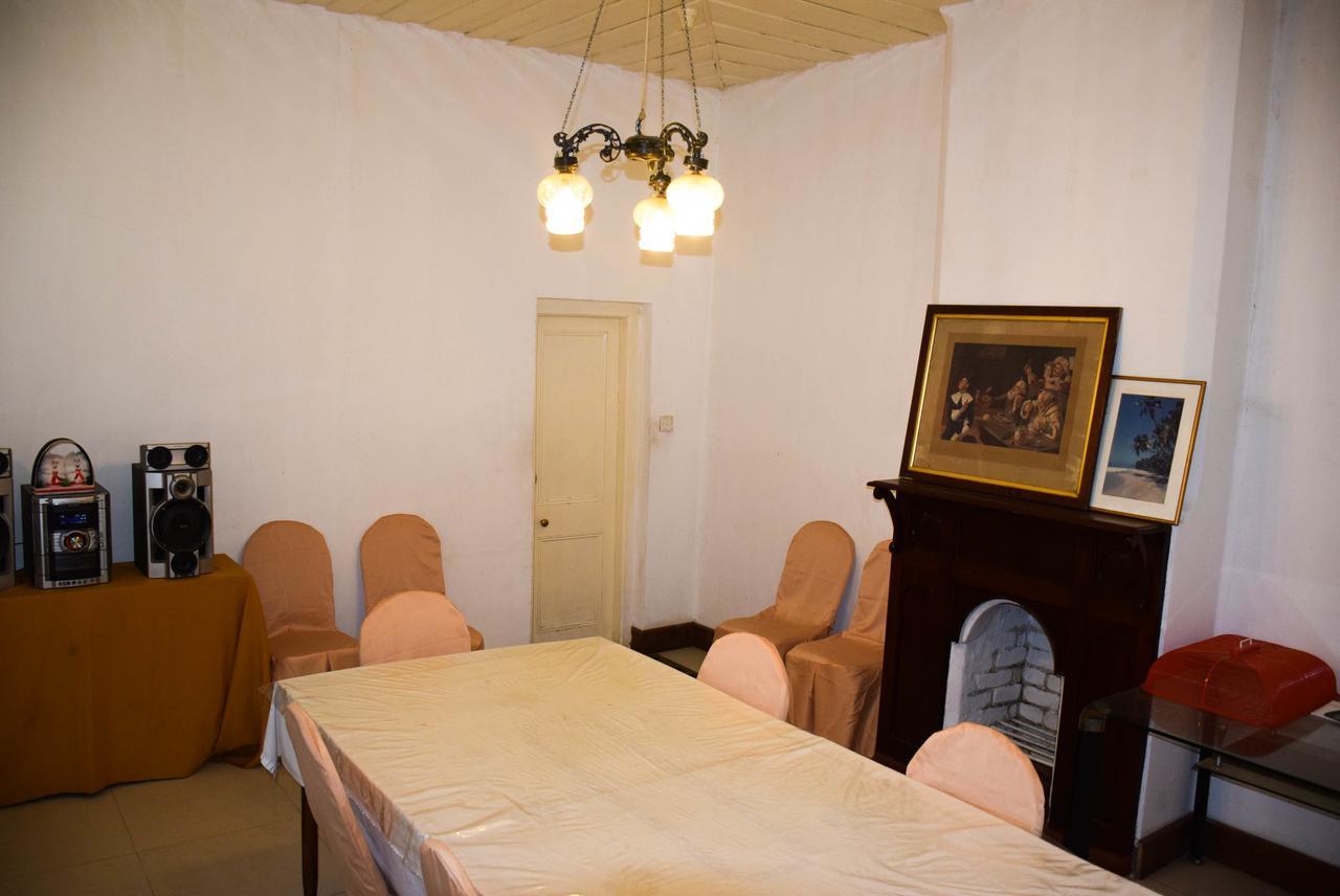 Hotel Rest House Bandarawela 5*