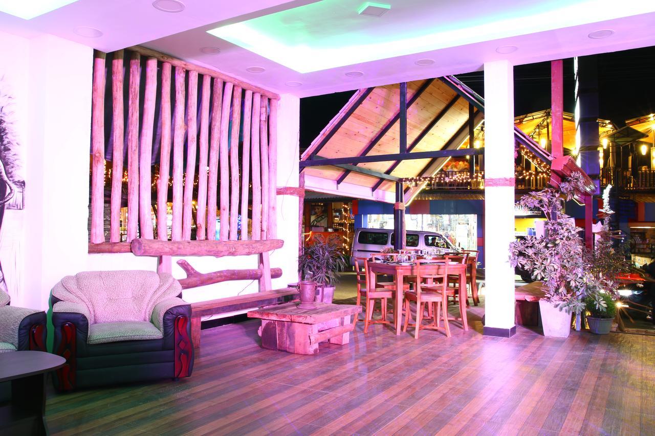 Hotel Oak Ray La Breeze 3*