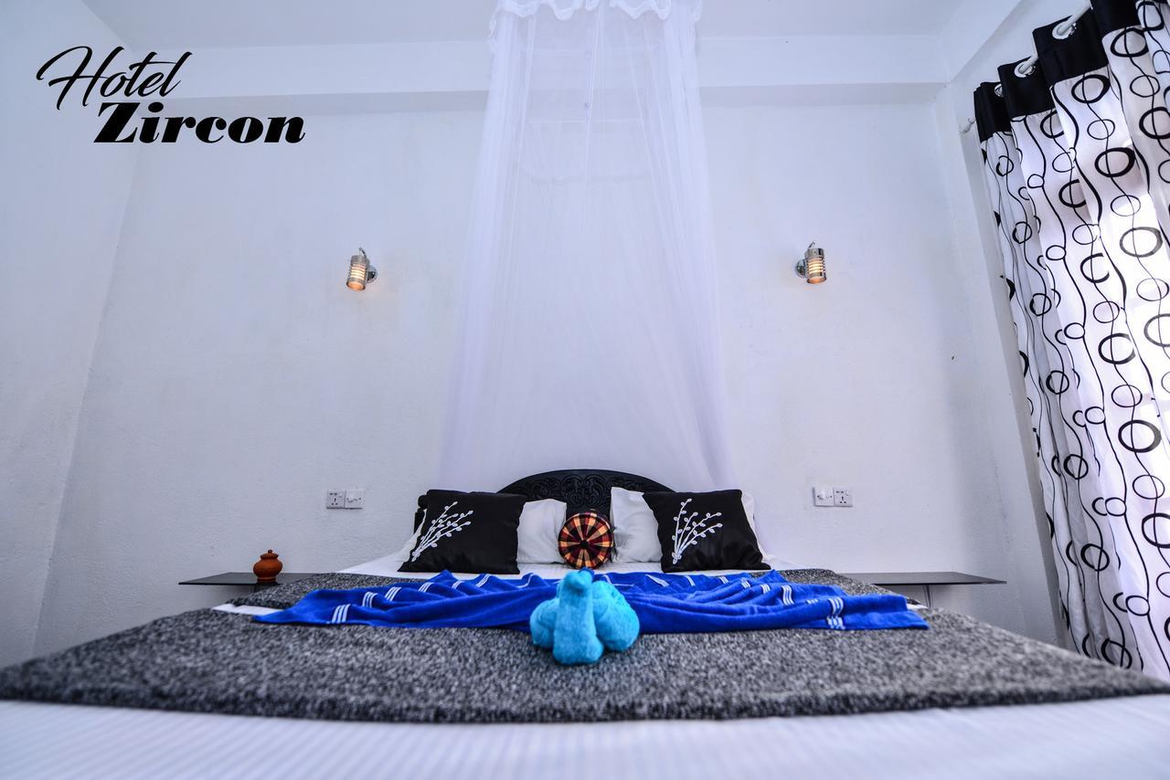 Bed & Breakfast Zircon 2*