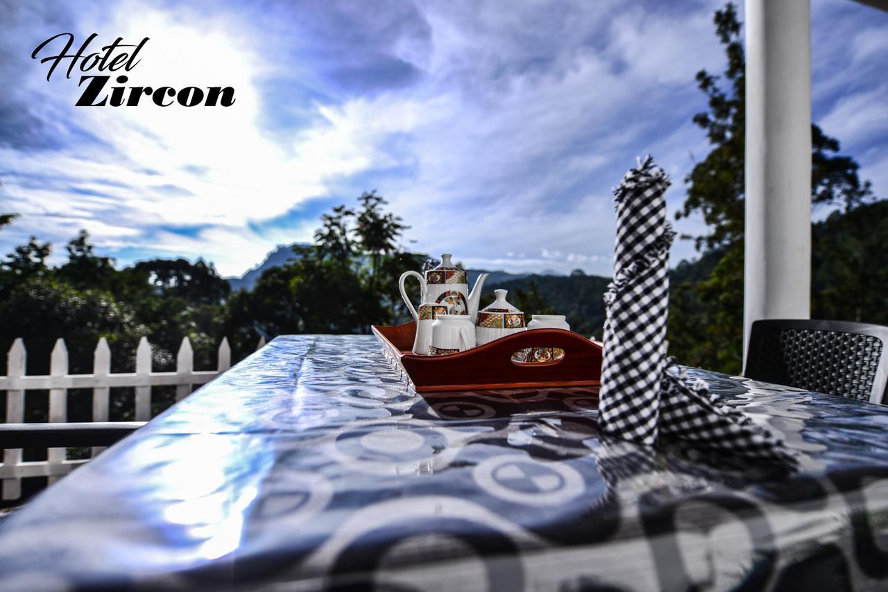 Bed & Breakfast Zircon 2*