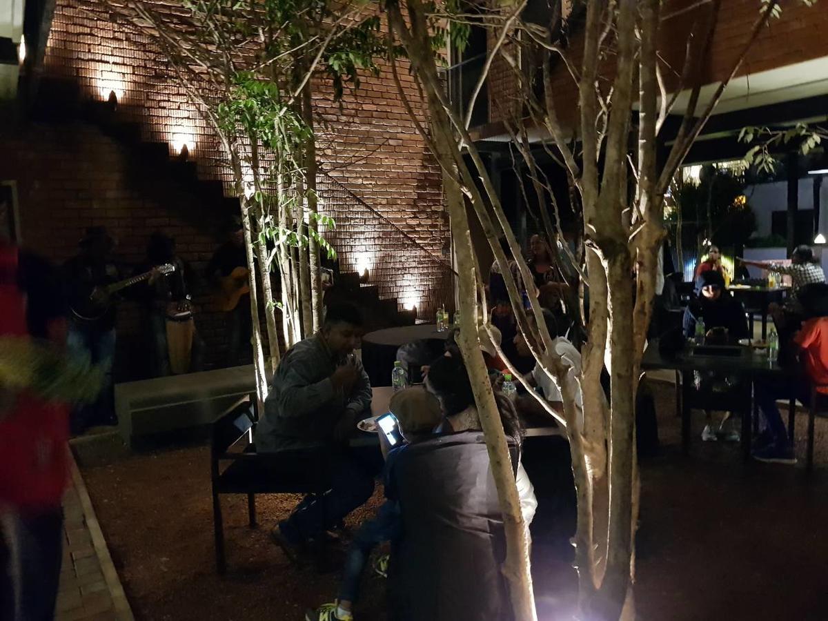 Bbq Hub Hotel 4*
