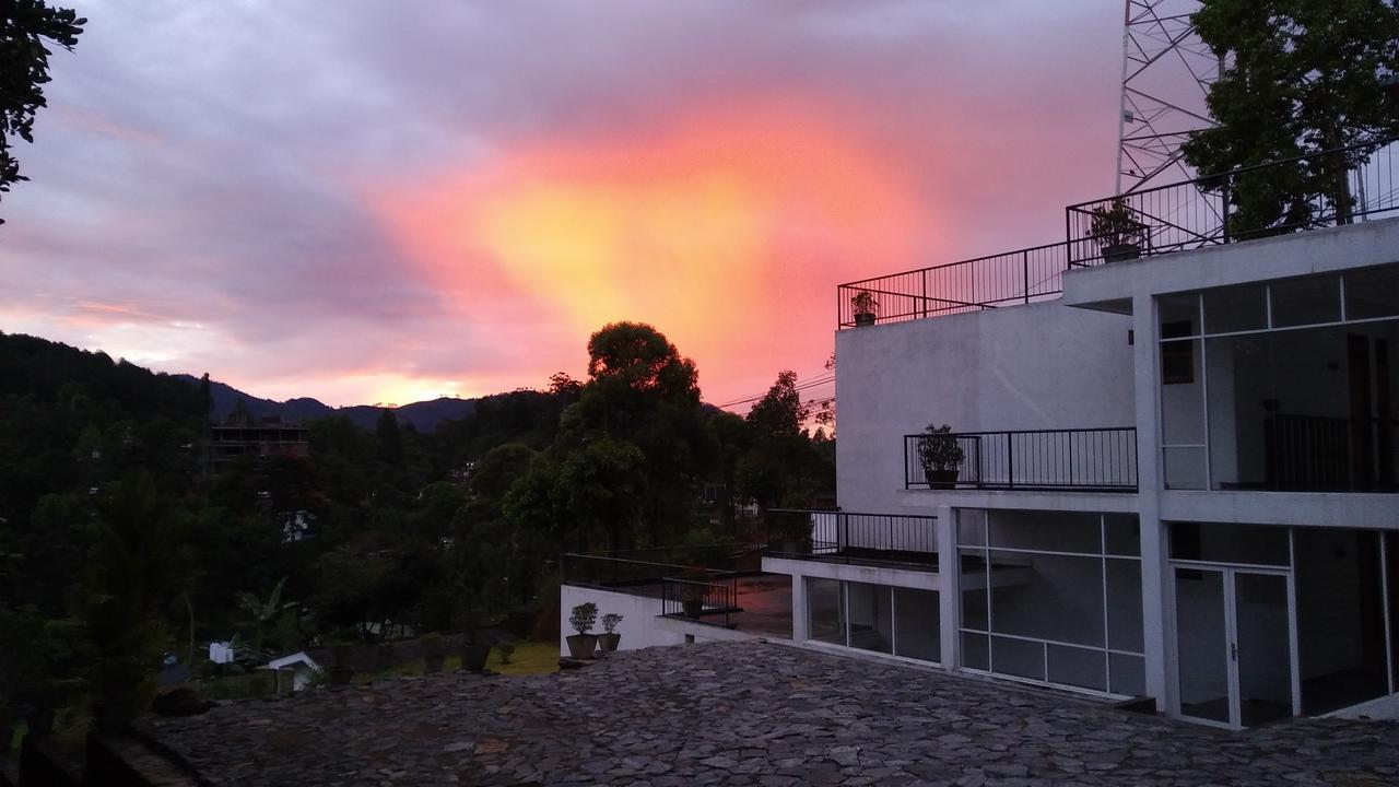 Hotel Alta Vista 3*