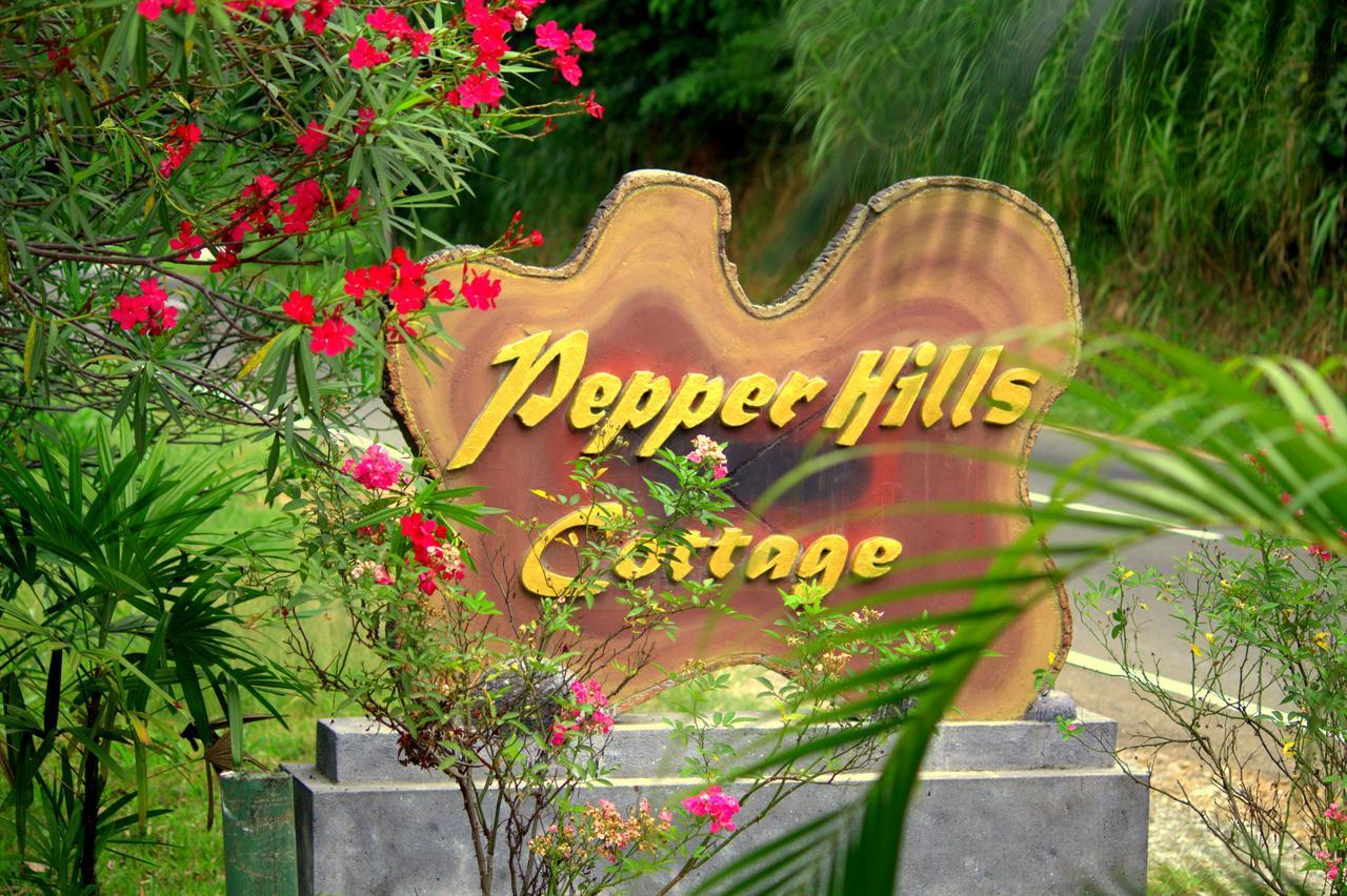 Pepper Hills Lodge *