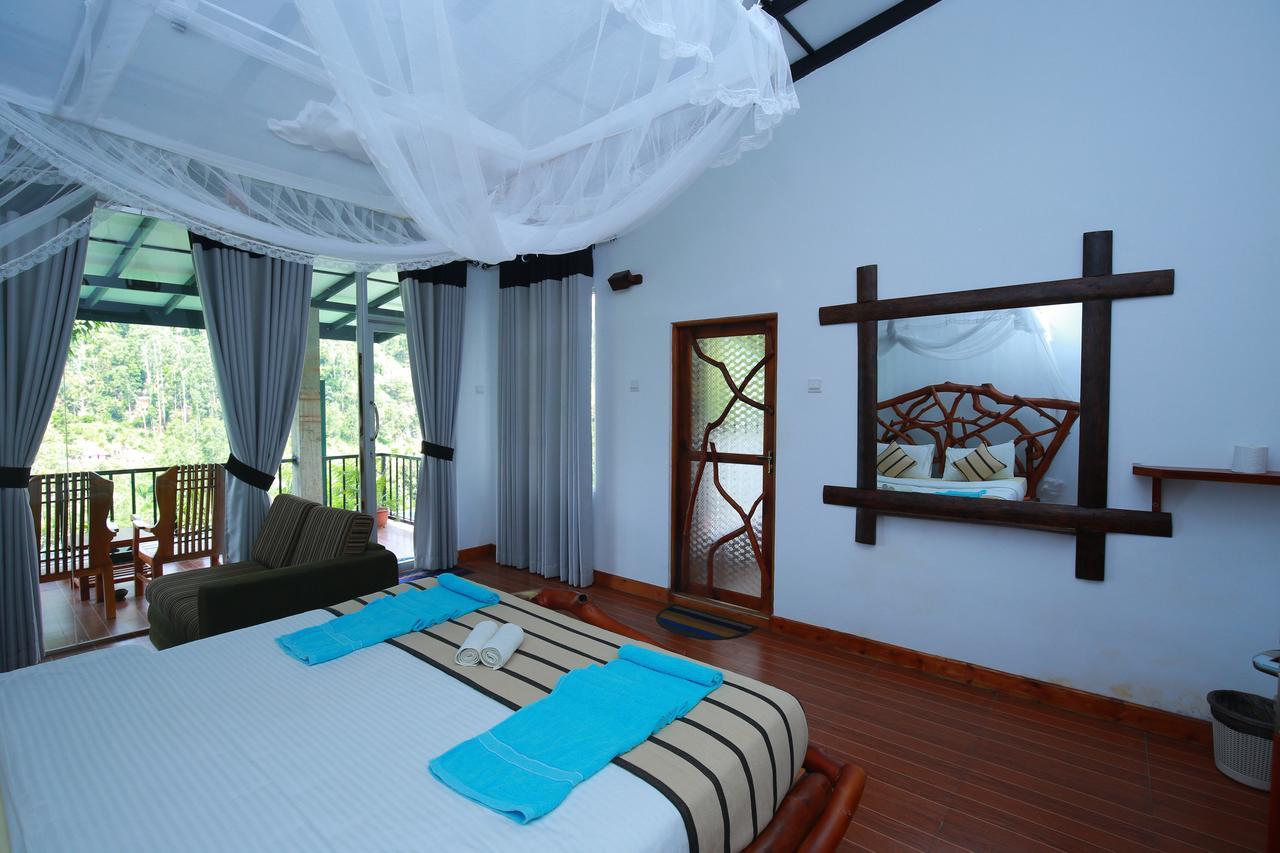 Bed & Breakfast River Front 2*