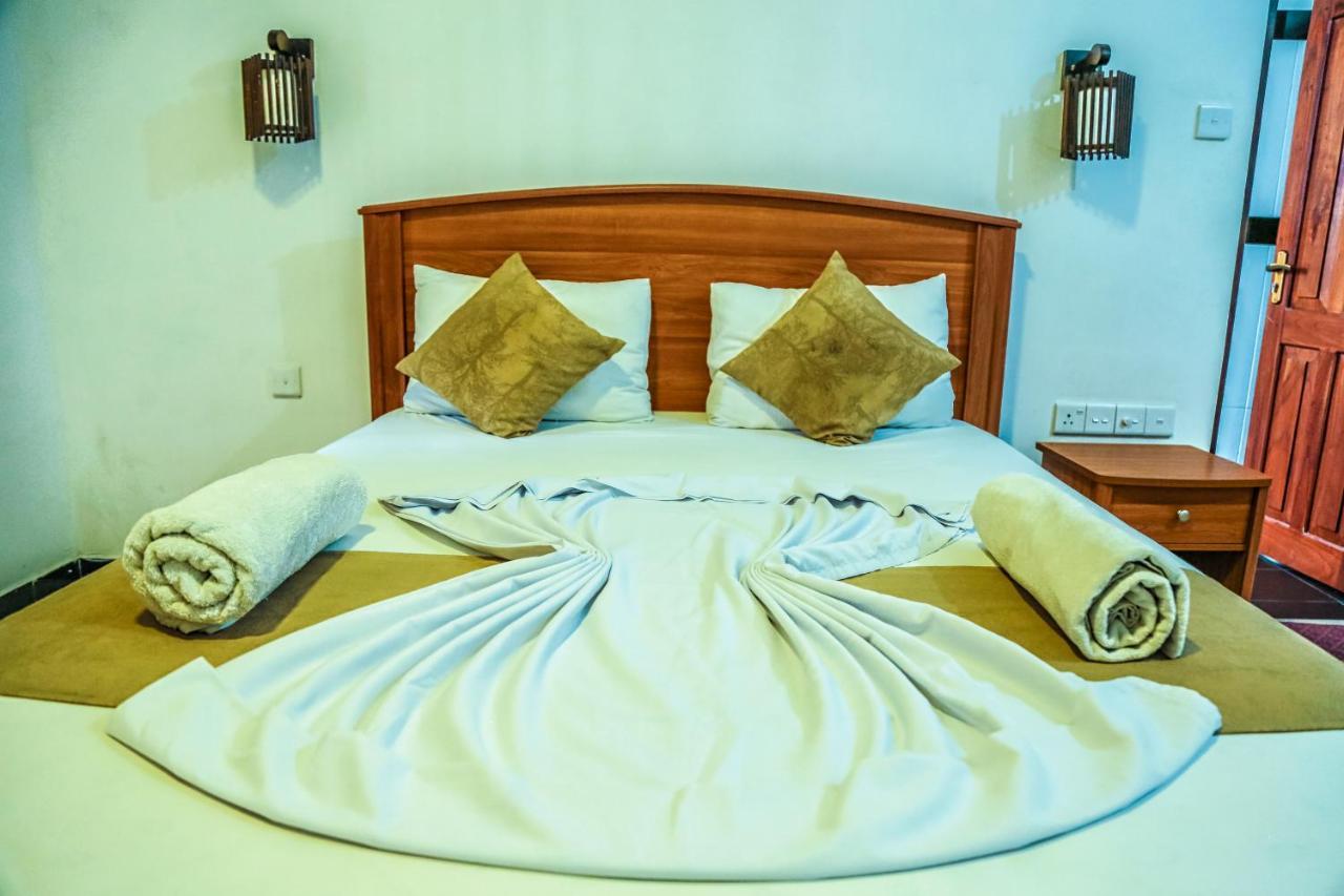 Oak Ray La Breeze Hotel 3*