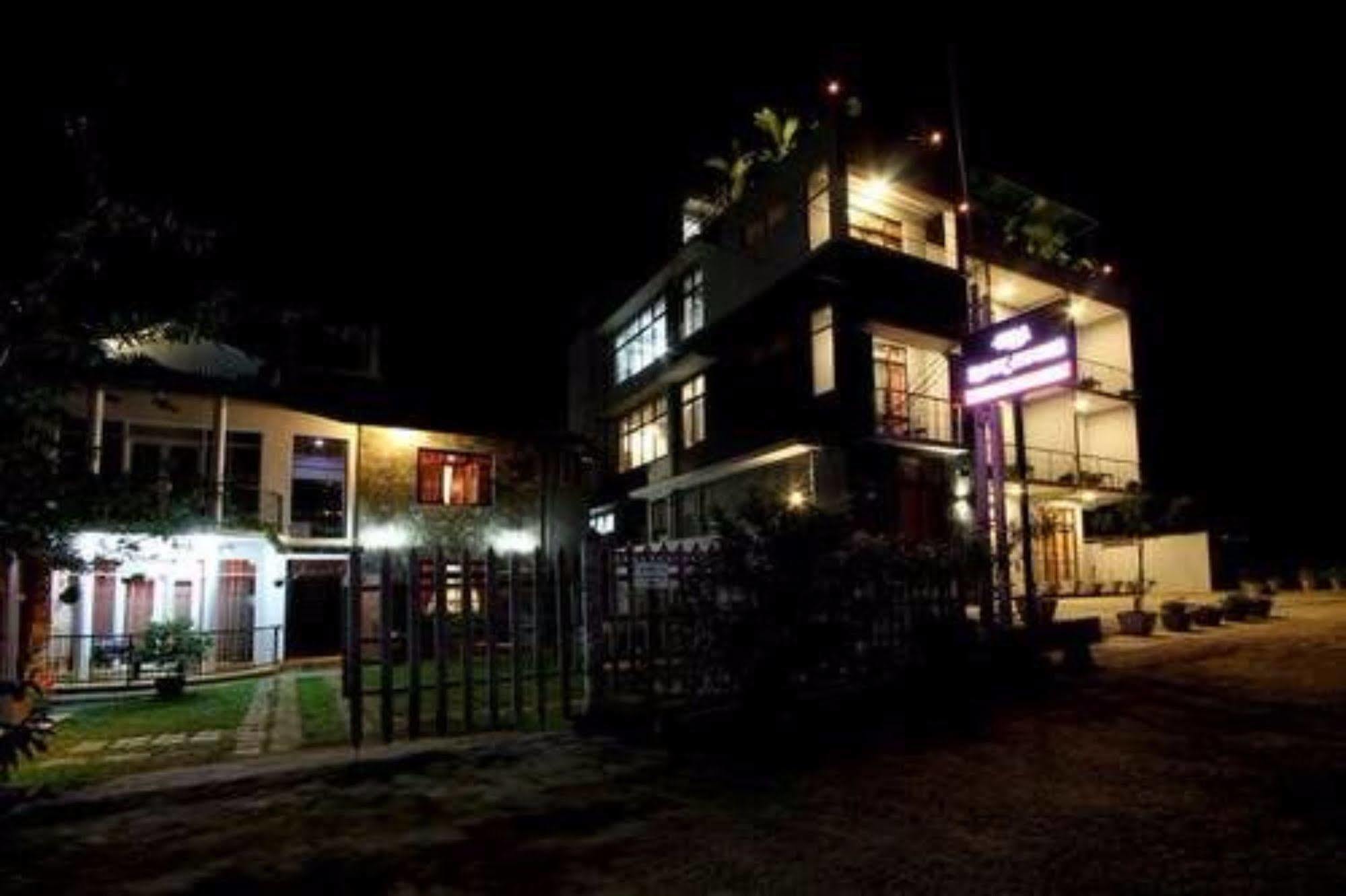 Rock House Hotel 3*
