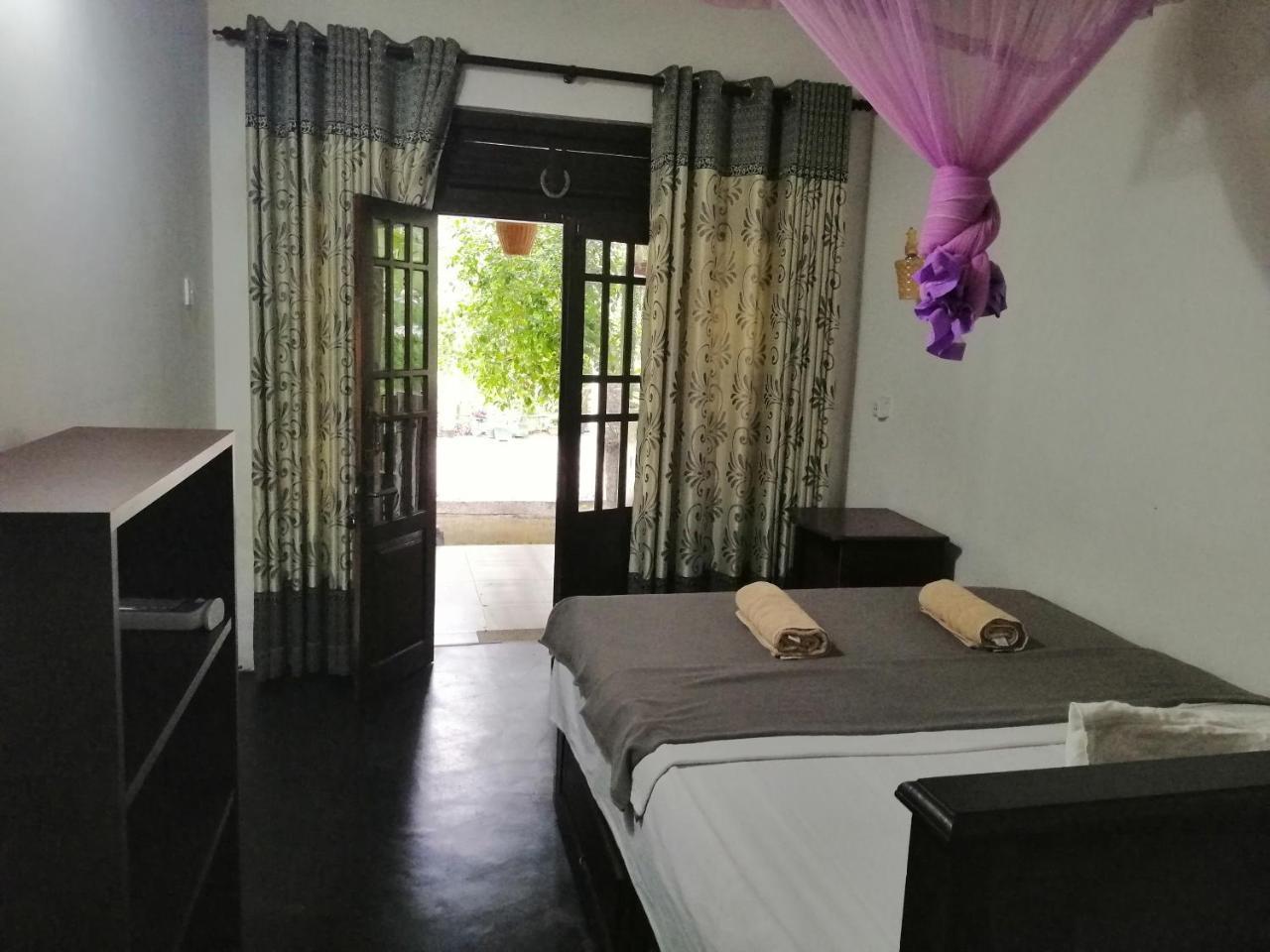 Inn Eden Paradise *