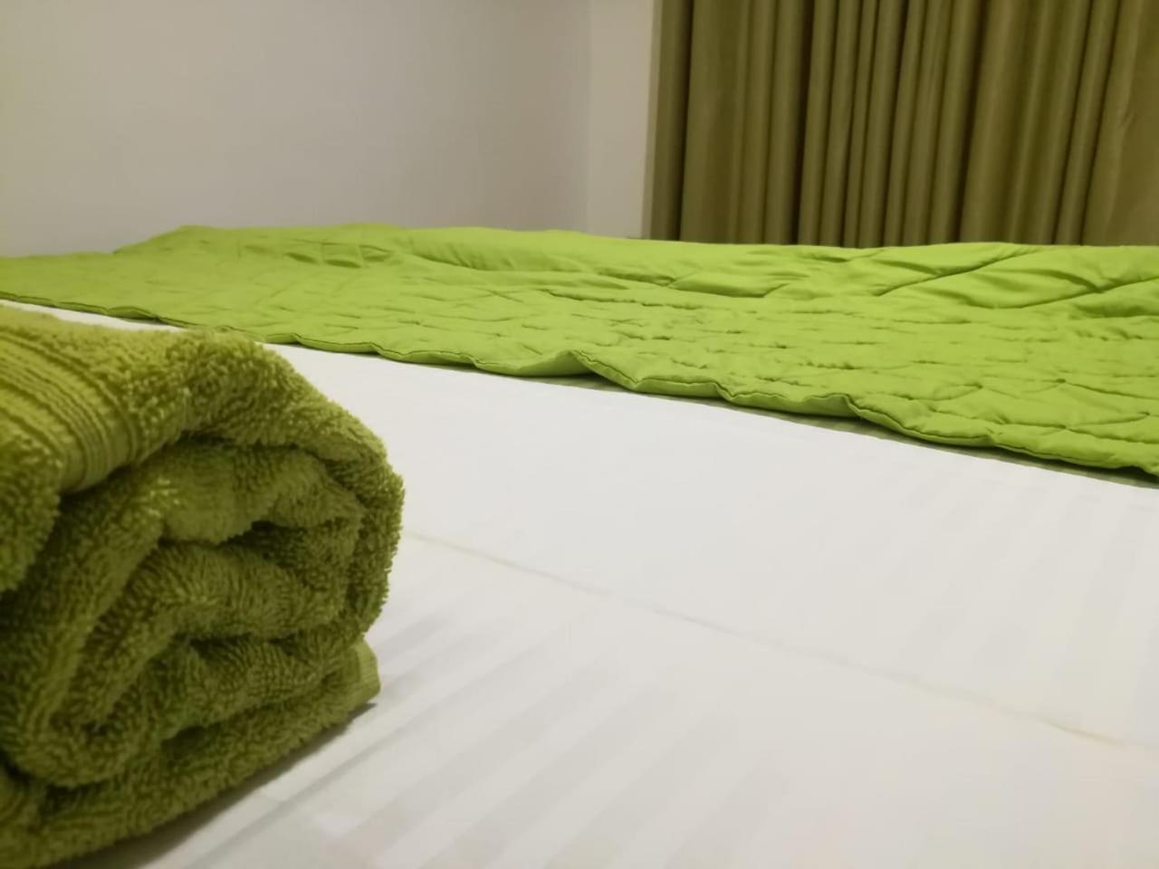 Slon White Elephant Bed & Breakfast *