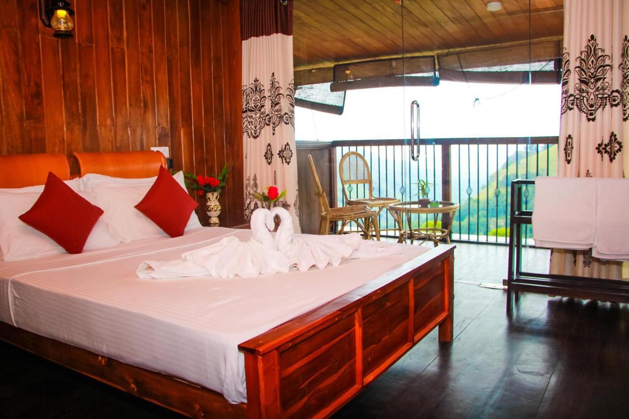 Ravan Face Hotel *
