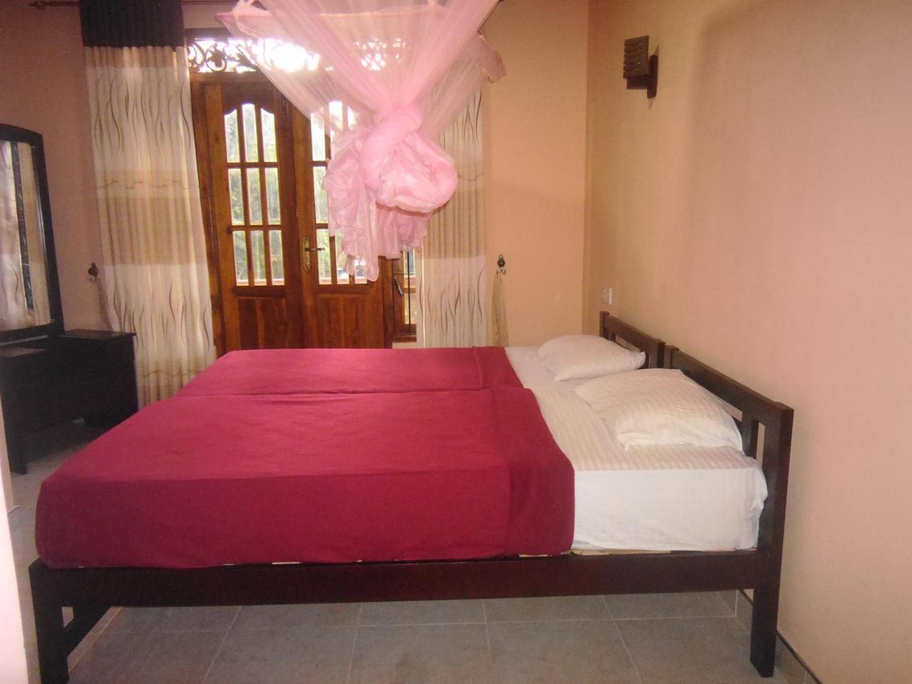 Jasmine Garden Inn *
