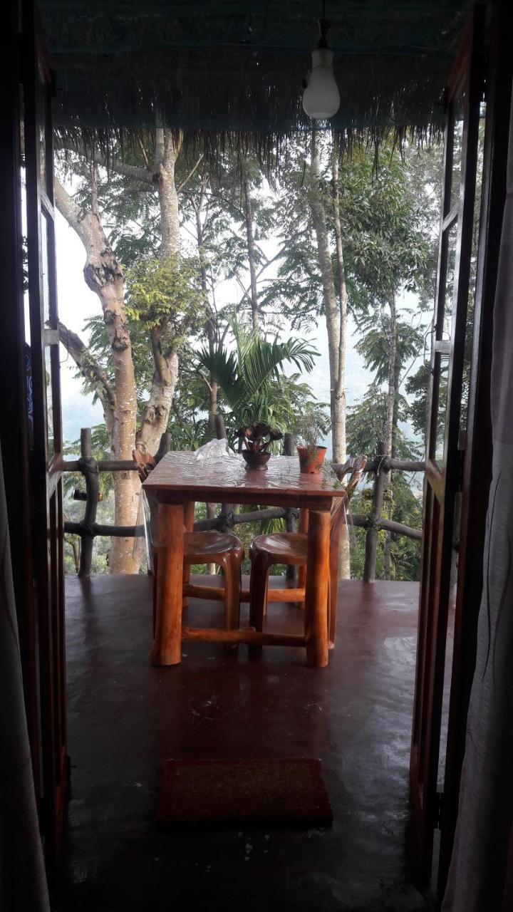 Homestay Stone Shack *