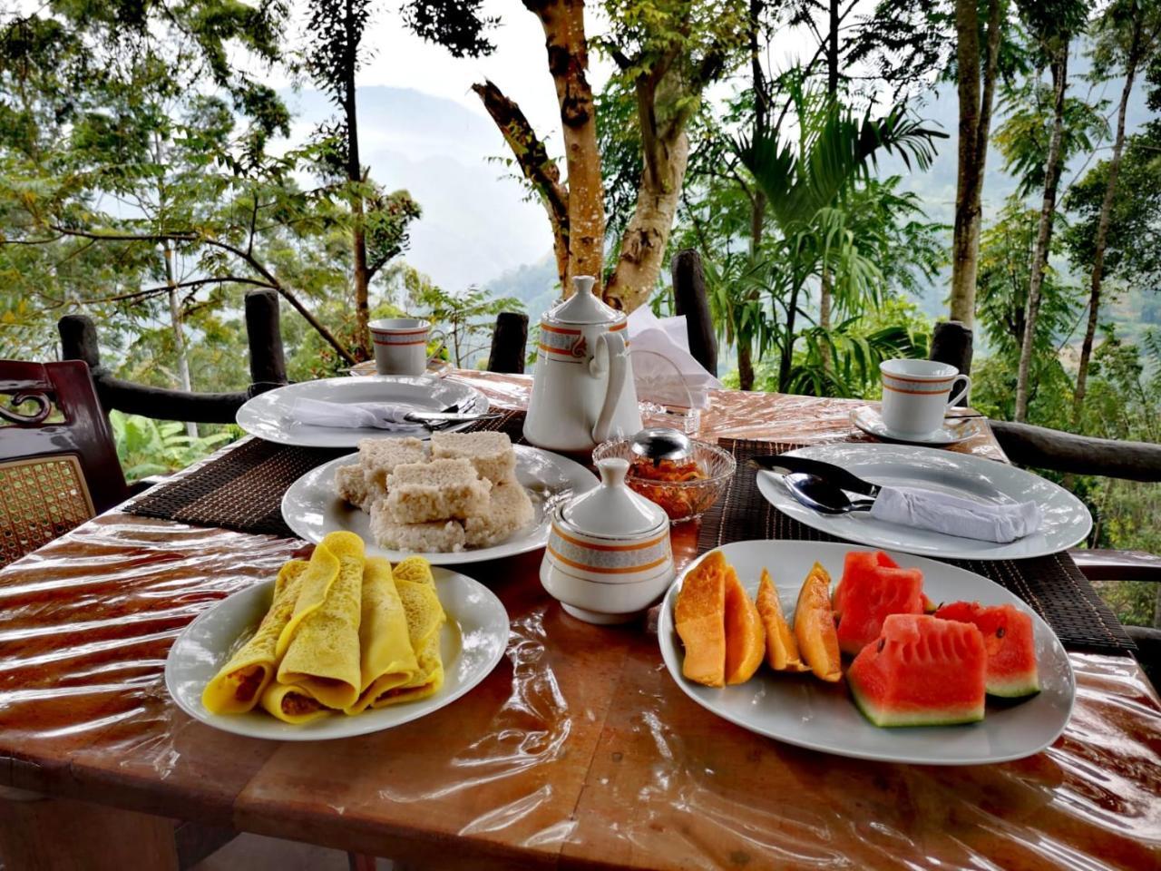 Stone Shack Homestay *