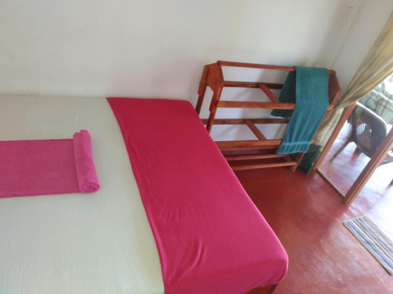 Kavindu Homestay *