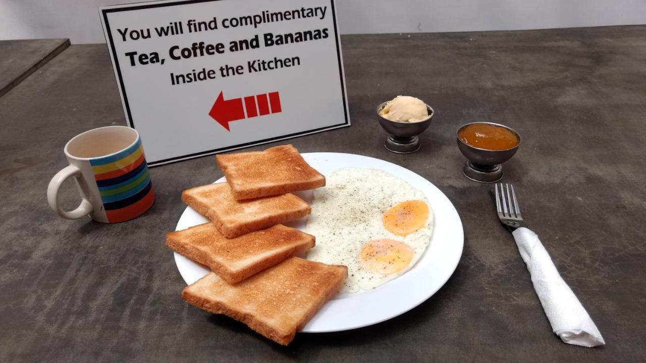 Hangover Hostels Hostel