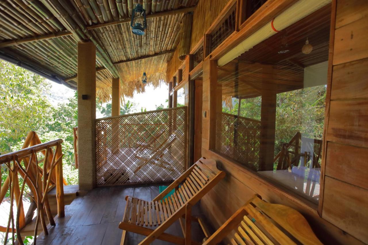 Bed & Breakfast The Winsome & Tree House Ella