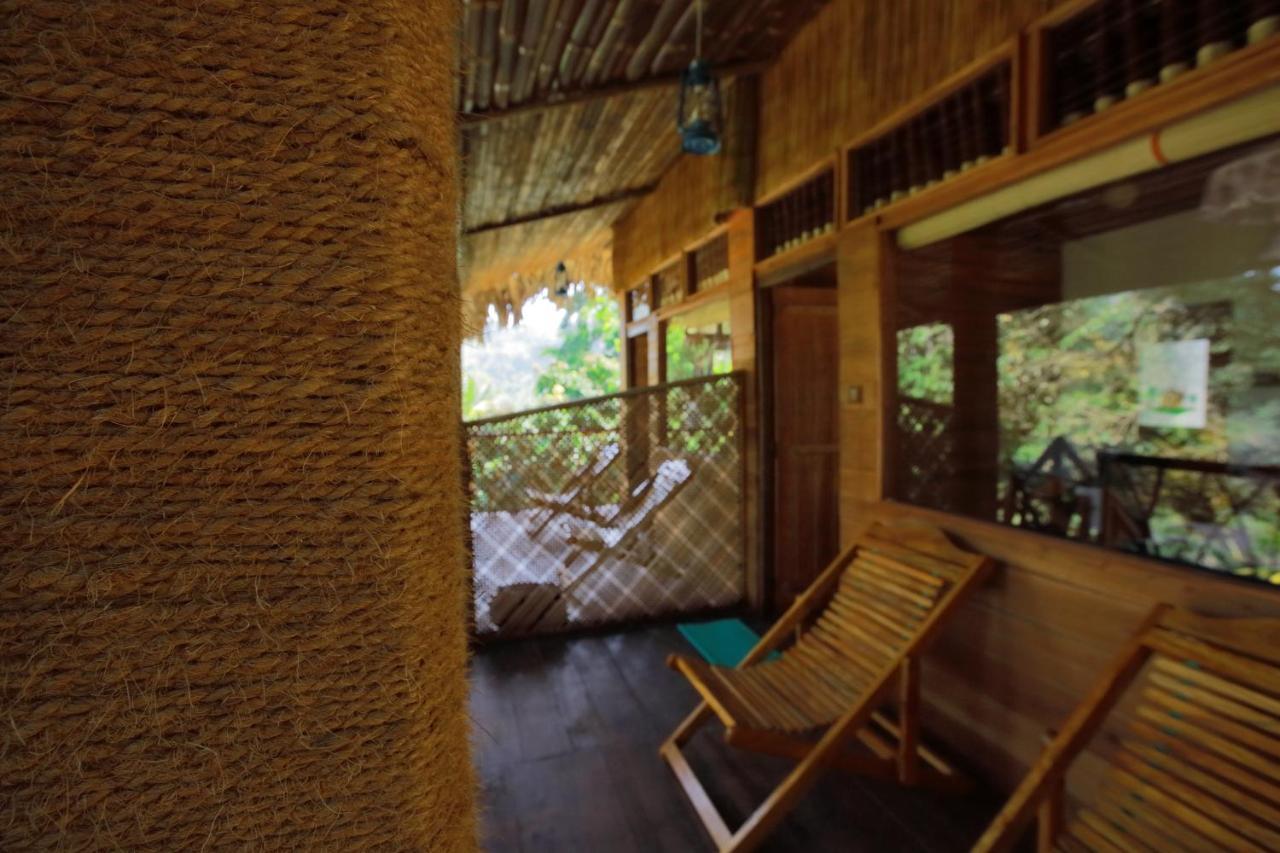 The Winsome & Tree House Bed & Breakfast Ella