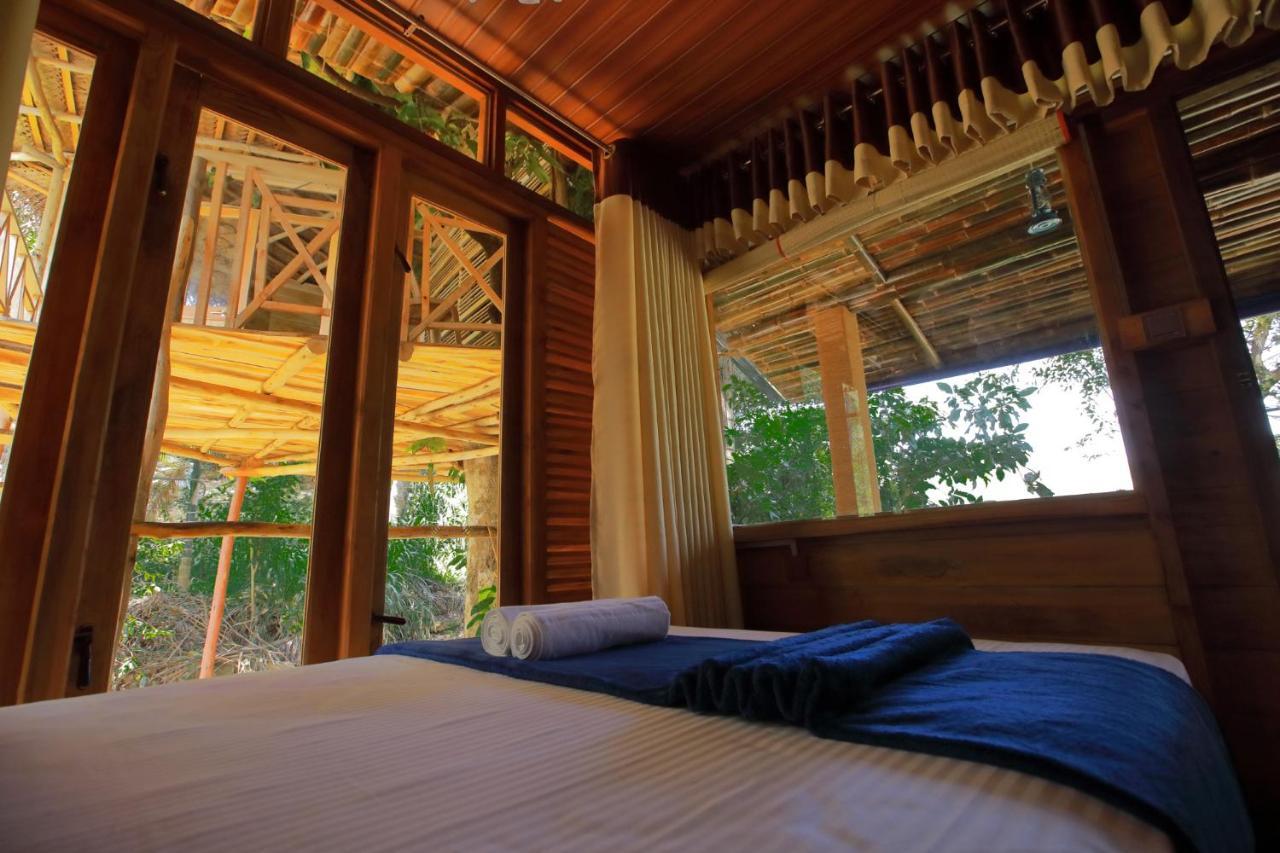 The Winsome & Tree House Bed & Breakfast