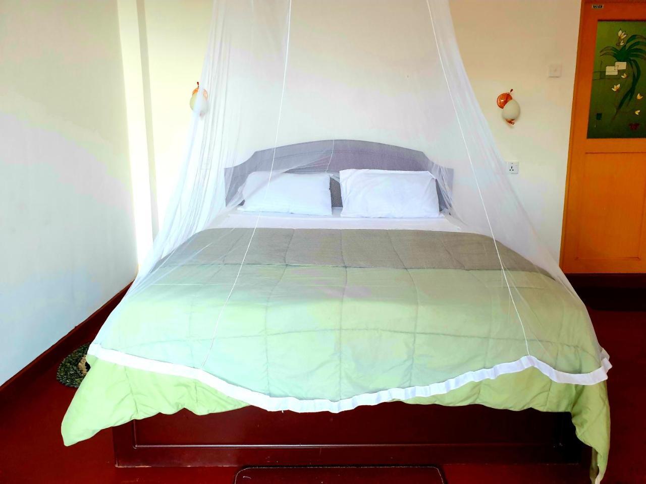 Adannz Bed & Breakfast 3*