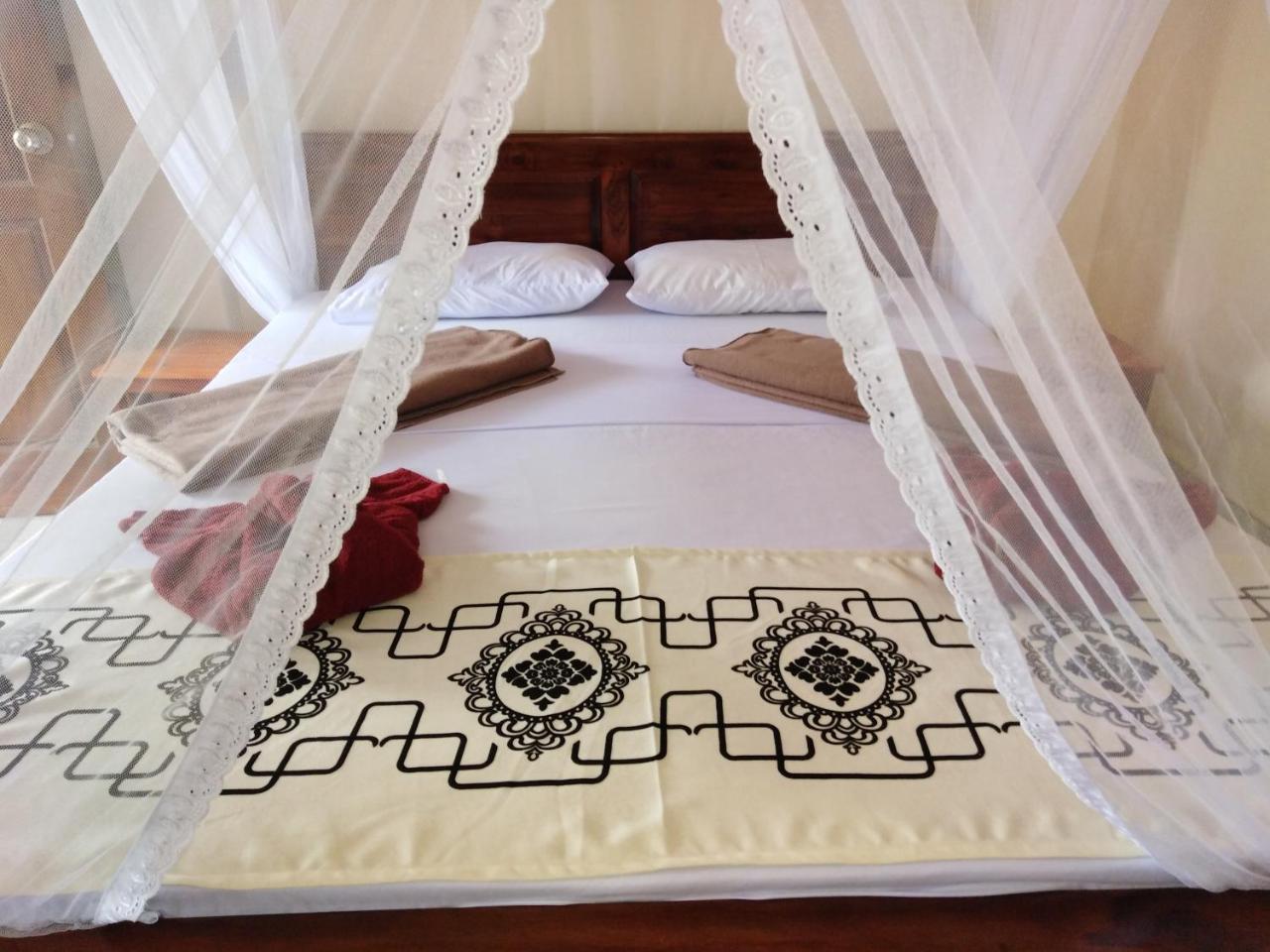 Jade Rest Bed & Breakfast