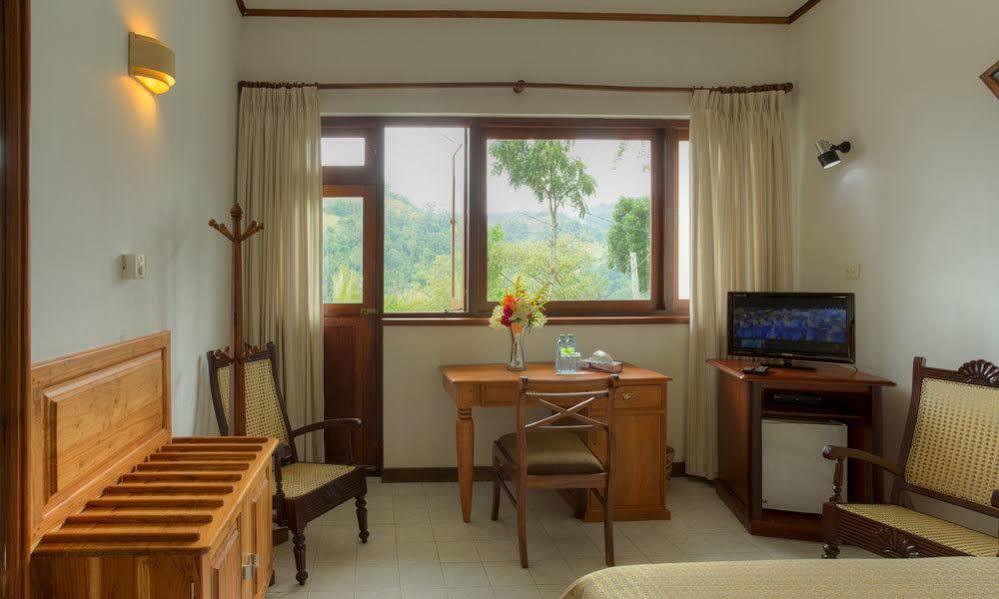 Hotel Ravana Heights