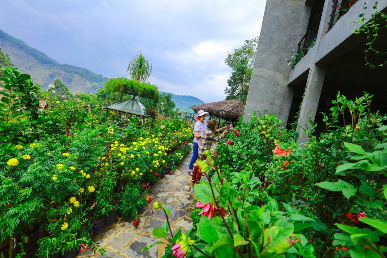 Flower Garden Hotel Ella