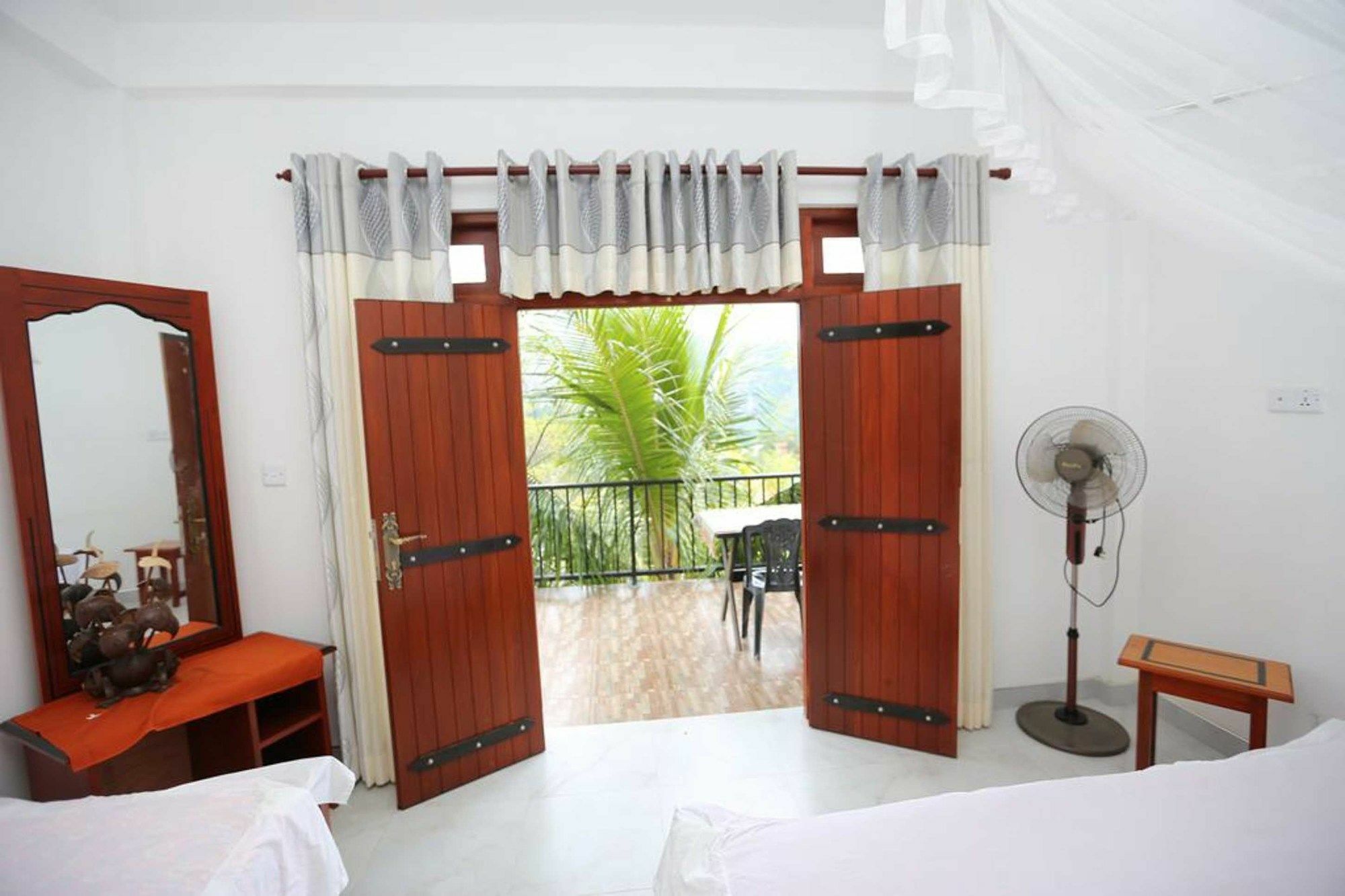 Ella Cloud Castle Homestay *